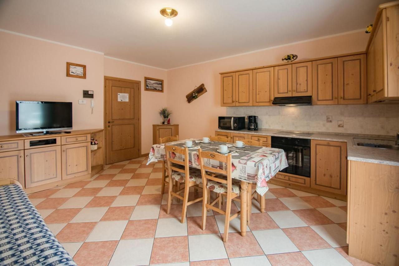 Appartamenti Rin Gemel Livigno Exterior photo